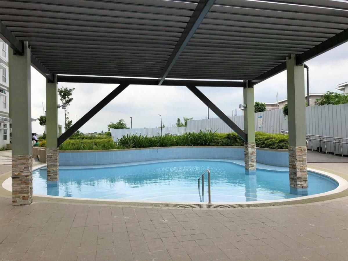 1-bedroom Nordic Staycation Astrea Tower Avida, Qc Apartment *